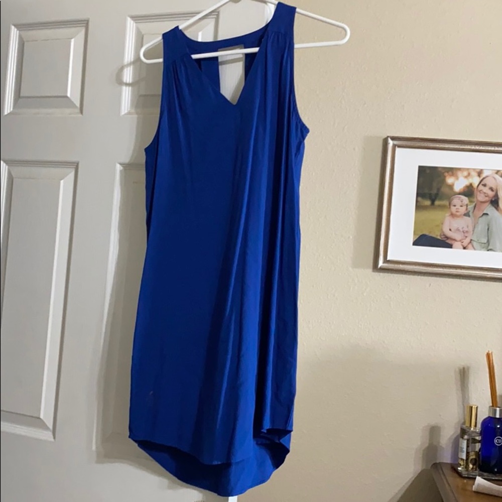 Sleeveless dress